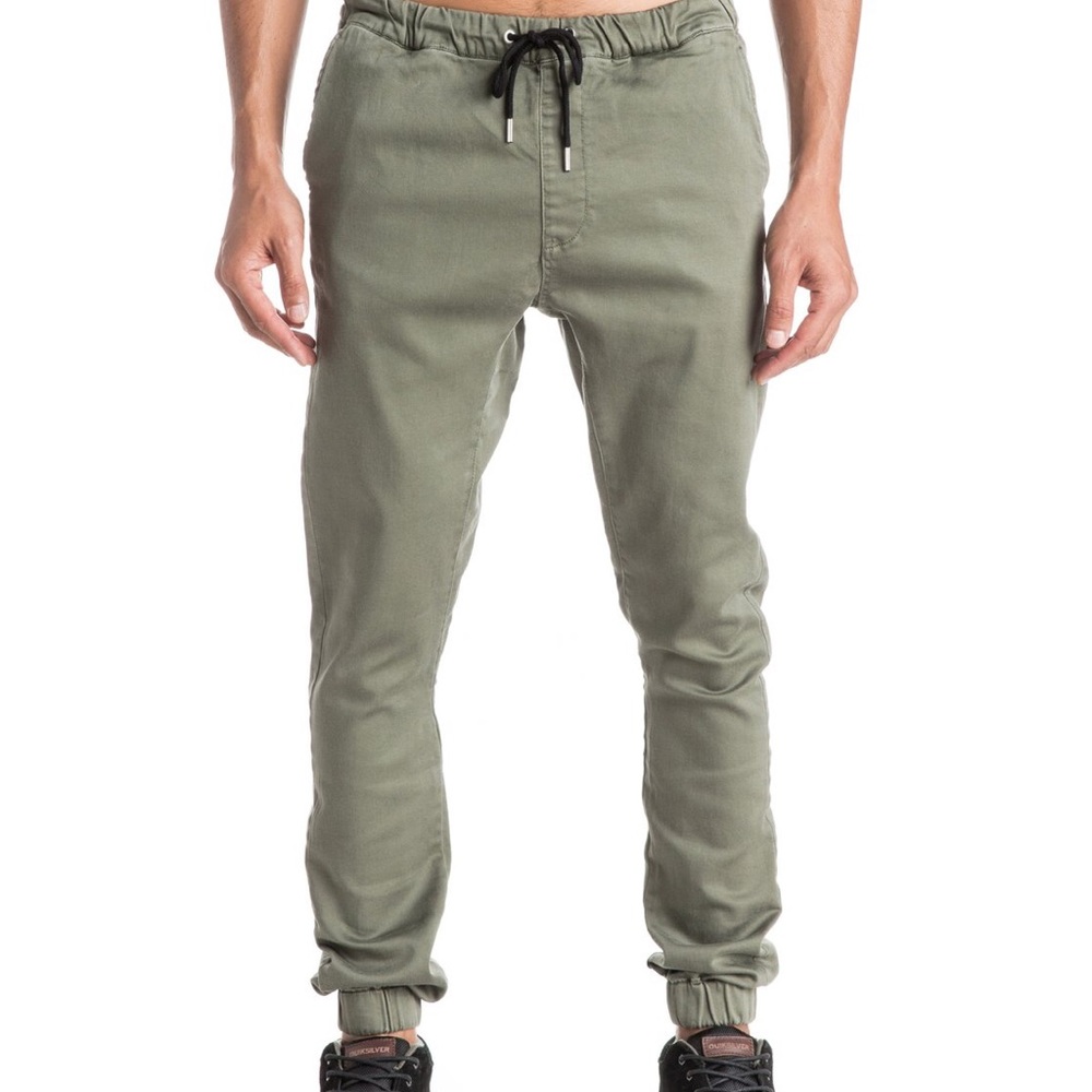 Quicksilver men’s joggers. Size medium